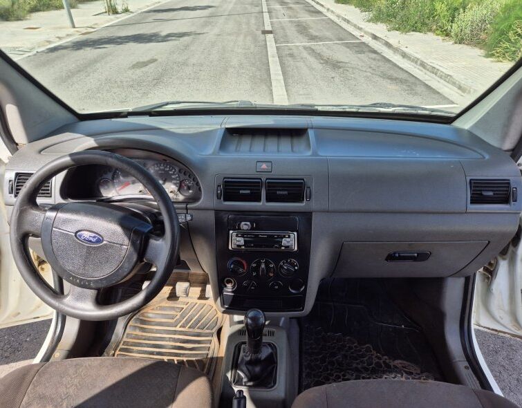 FORD TRANSIT CONNECT